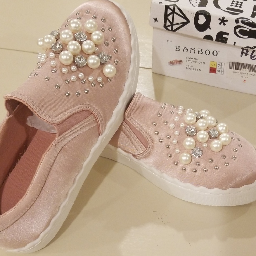 Shoes - Picture 3 of 3